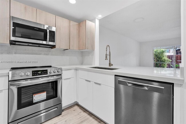 Foto del edificio - 11225 SW 88th St