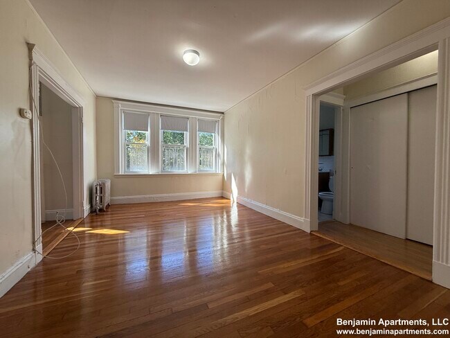 Foto del edificio - 458 Park Dr