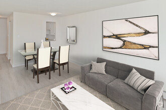 Interior Photo - Pineridge Apartments