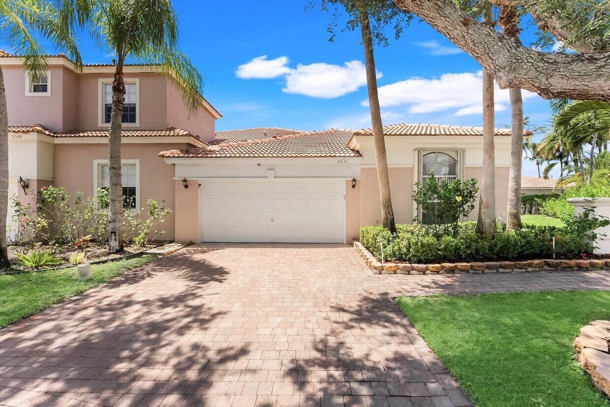 Foto principal - 2531 Coakley Pt