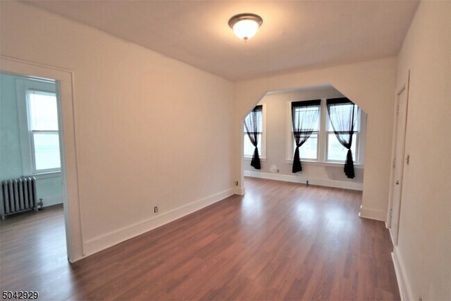 Foto del edificio - 20 Hunt Pl