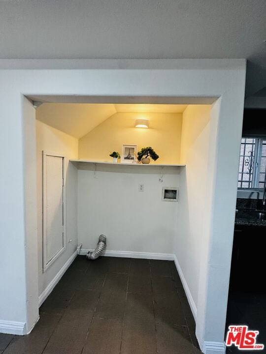 Building Photo - 10952 1/2 Wilmington Ave