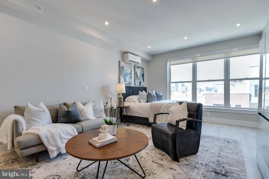 Foto principal - 1533 Ridge Ave
