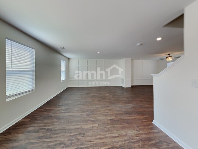 Foto del edificio - 941 Blue Ash Way