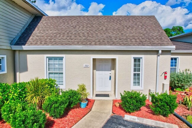 Foto del edificio - 706 111th Ave N