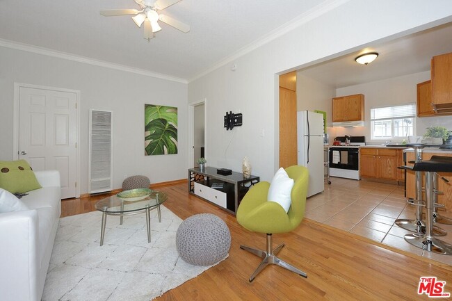 Building Photo - 2326 Pacific Ave