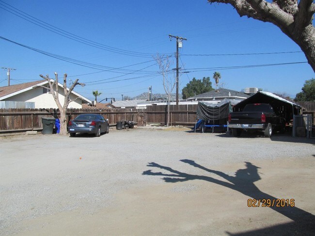  - 276-280 S A St