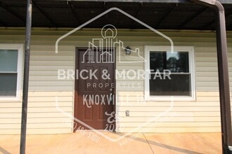 Building Photo - 165 Tallent Way
