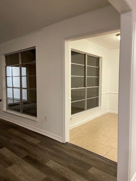 Building Photo - 23327 Canyon Lake Dr