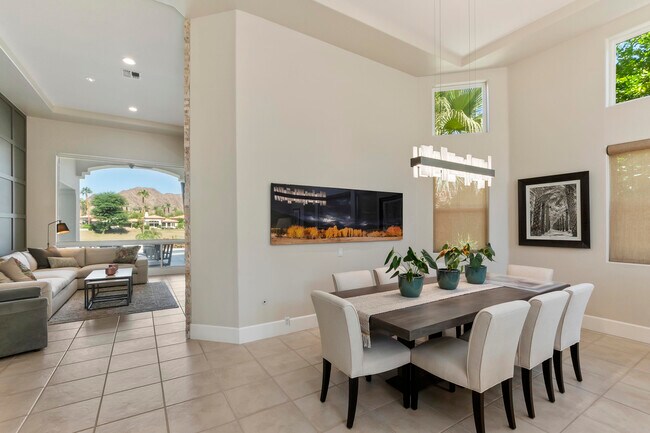 Building Photo - 78688 Cabrillo Way