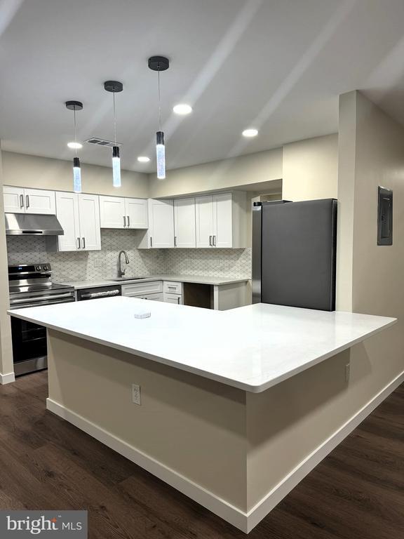 Building Photo - 10053 Windstream Dr