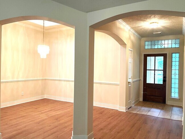 Building Photo - Gorgeous Custom One Story - get away from ...