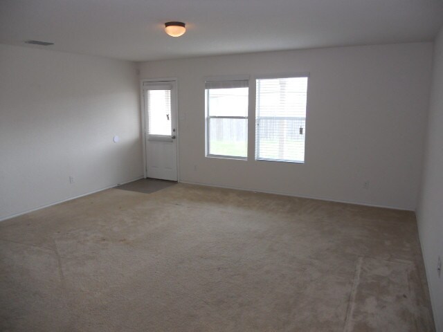Building Photo - 9219 Hanover Cove