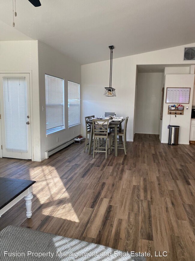 Building Photo - 3 br, 2 bath House - 459 Phyllis Drive