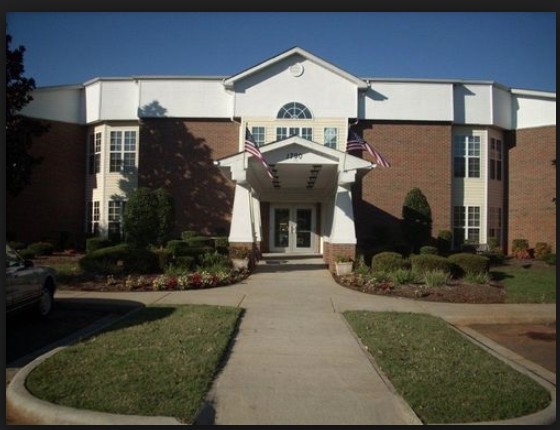 Primary Photo - Woodland Manor