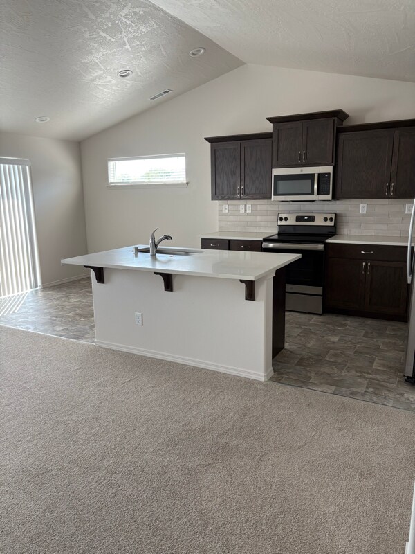 Foto del edificio - 4237 W Wood Ct