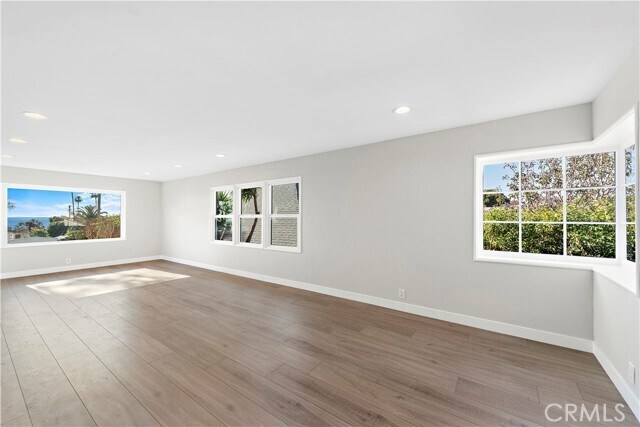 Foto del edificio - 432 N Coast Hwy