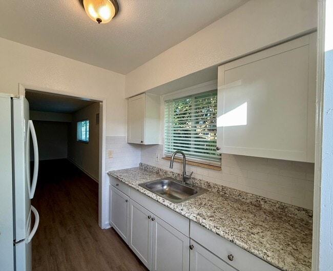 Foto del edificio - 3221 NE 7th Ave