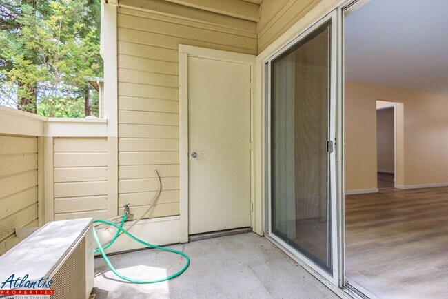 Building Photo - Berryessa Condo | A/C | Private Outdoor Space