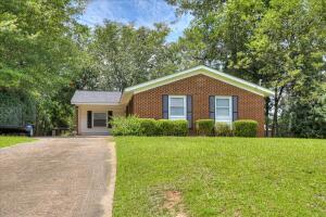 Building Photo - 1209 Azalea Dr