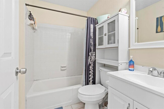 Foto del edificio - 581 NW Cornell Ave