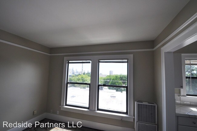 Building Photo - 715 2nd Ave