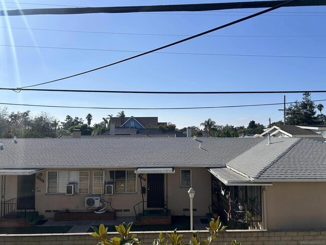 Foto del edificio - 1646 Brookes Ave