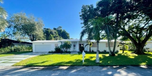 Foto principal - 15925 SW 83rd Ct