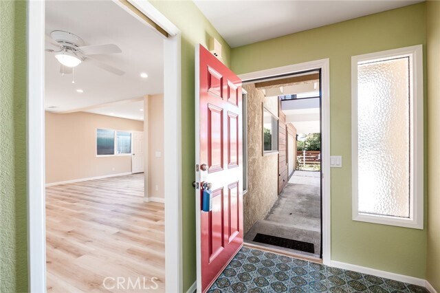 Building Photo - 804 Avenida Presidio