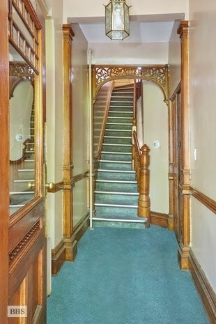 Interior Photo - 4 1st Pl