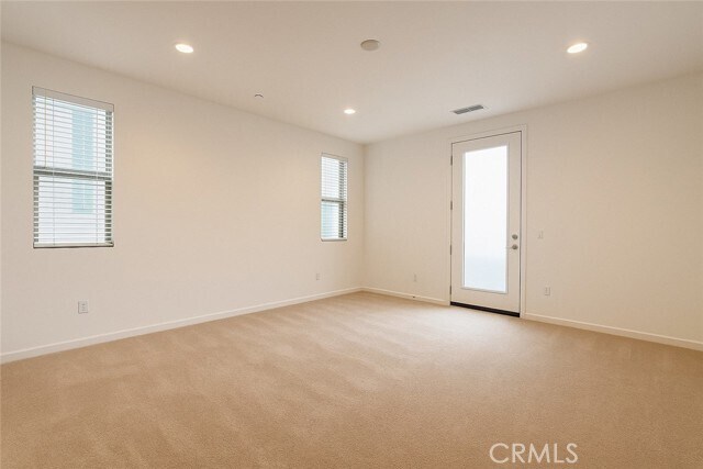 Building Photo - 566 Boulder Cir