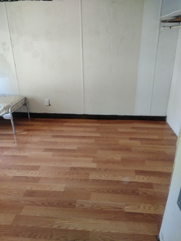 Building Photo - 121 S Pine St