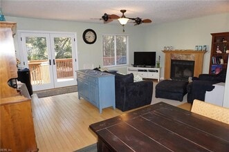 Building Photo - 2312 Kingbird Ln