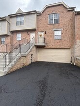 Building Photo - 305 Berrington Ct