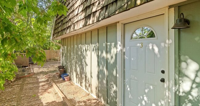 Foto del edificio - 3300 Madison Ave