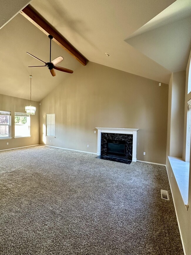 Building Photo - 8208 48th St Ct W