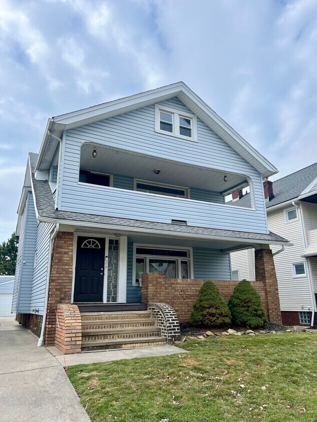 Foto principal - 2064 Waterbury Rd