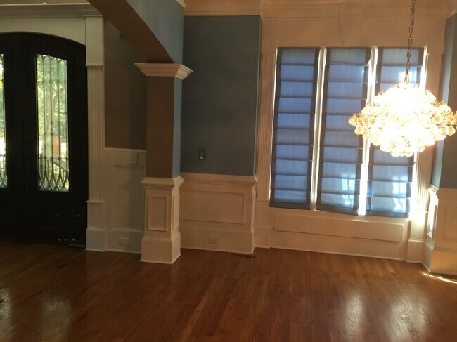 Foto del edificio - 5000 Wildeoak Trail