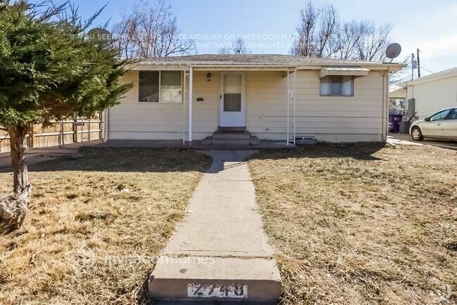 Building Photo - 2748 W Iowa Ave