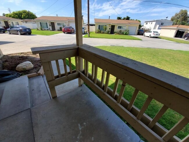 Building Photo - 15552 Cornuta Ave.