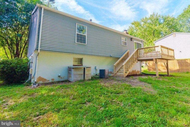 Building Photo - 5606 Shannon Ct