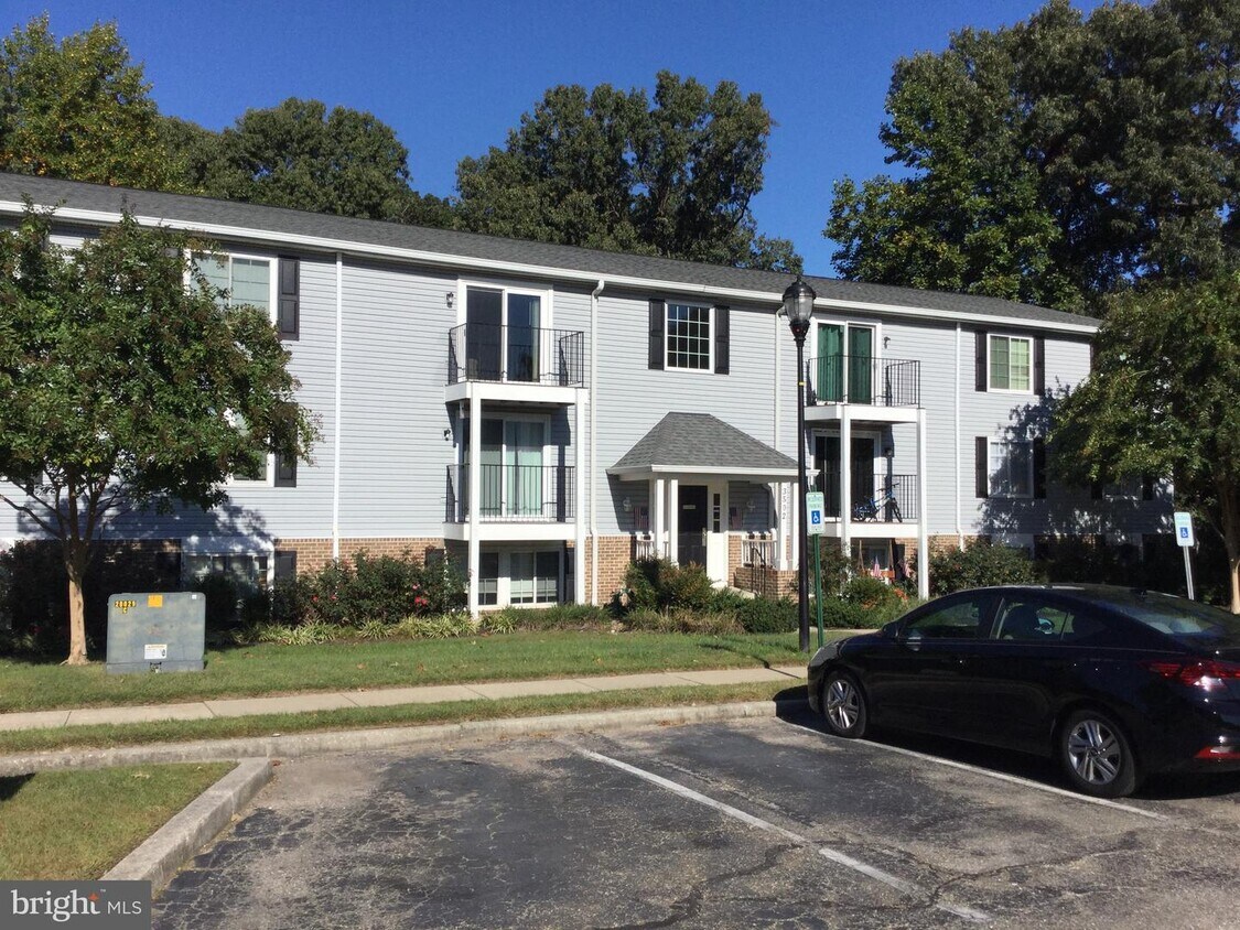 3502 Lochearn Ct Unit 502A, Pasadena, MD 21122 Condo for Rent in