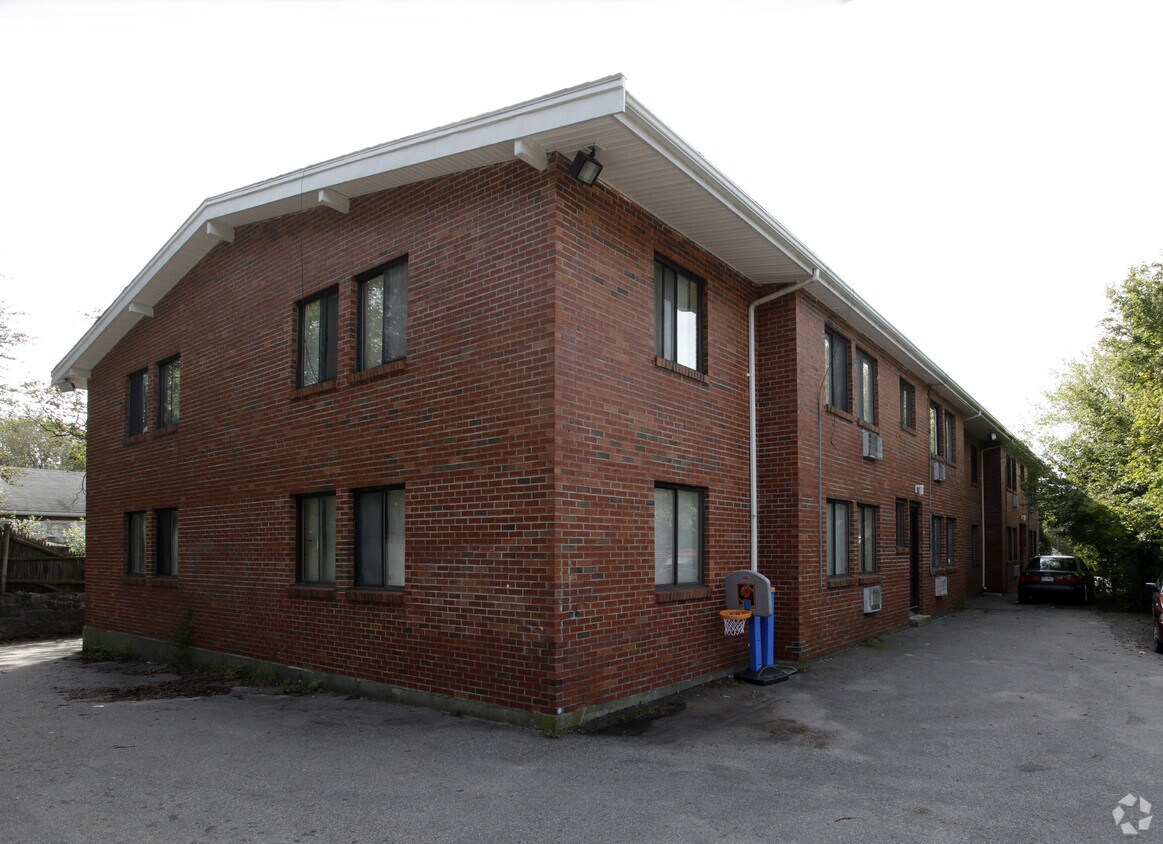 Building Photo - 580 Willard St