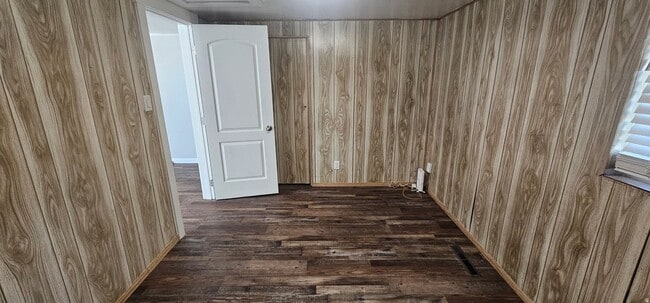 Foto del edificio - 545 S Carbon Ave