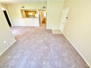 Building Photo - 45 Maleena Mesa St