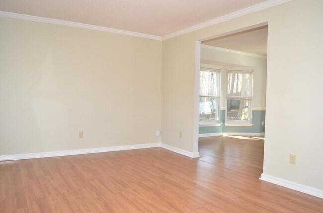 1104 Watermark Ct - 4
