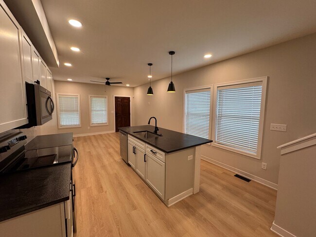 Foto del edificio - 1234-1236-1236 Summit St