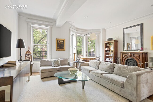 Foto del edificio - 57 Montgomery Pl