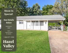 Building Photo - 1825 Clover Ln