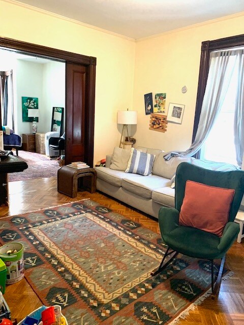 Sala de estar con chimenea - 251 School St
